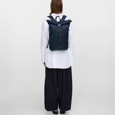 Sandqvist Icon Rolltop - Rucksack M 14" 60 cm (navy with black leather) - Ansicht 5