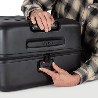 Osprey Ozone Hardside 30" - 4-Rollen-Trolley L 76 cm (black) - Ansicht 5