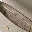 Guess Carmella Crossbody Flap - Umhängetasche 30 cm (bone logo)