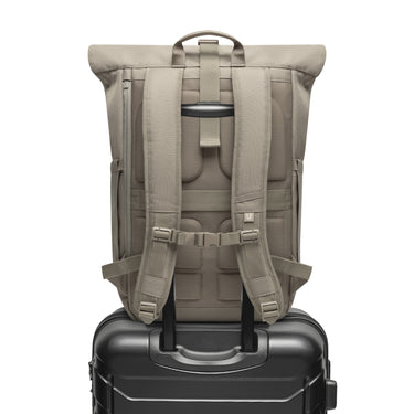 Johnny Urban Allen XL - Rolltop-Rucksack 49 cm (desert grey) - Ansicht 10