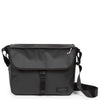 Eastpak selection Delegate + - Bolso de hombro 17" 38.5 cm (tarp black 2)